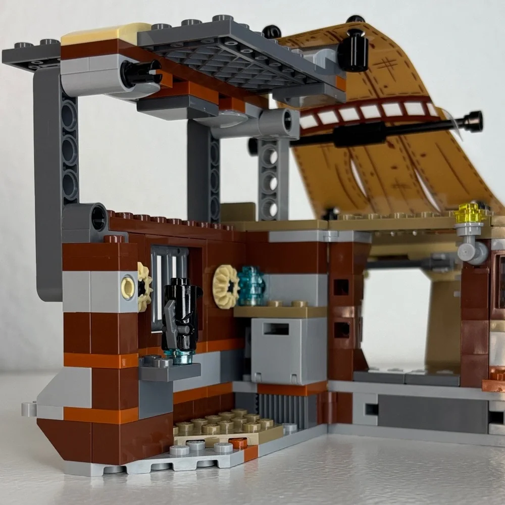 LEGO Star Wars Set 75148 Encounter on Jakku